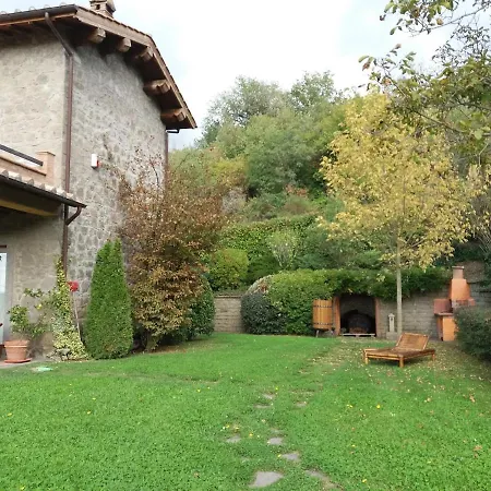 Immersa Nella Valle Di *